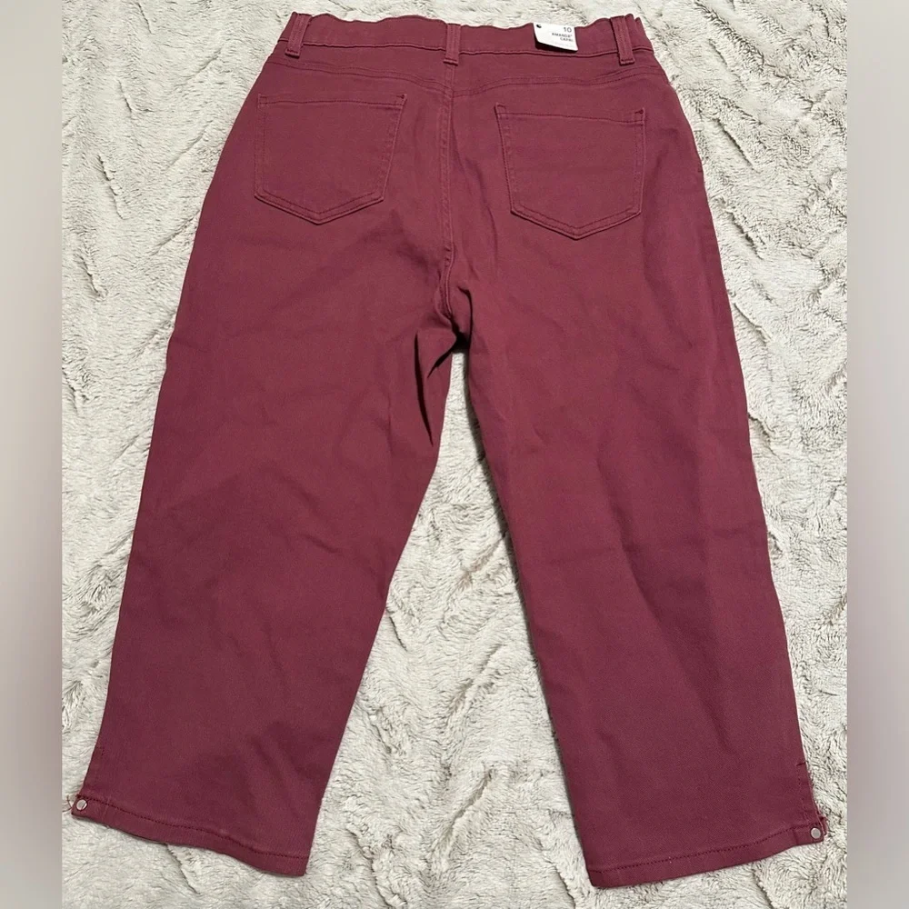 Gloria Vanderbilt Amanda Capri Pants - Picture 13 of 15